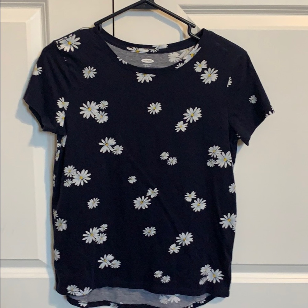 Old Navy T-shirt